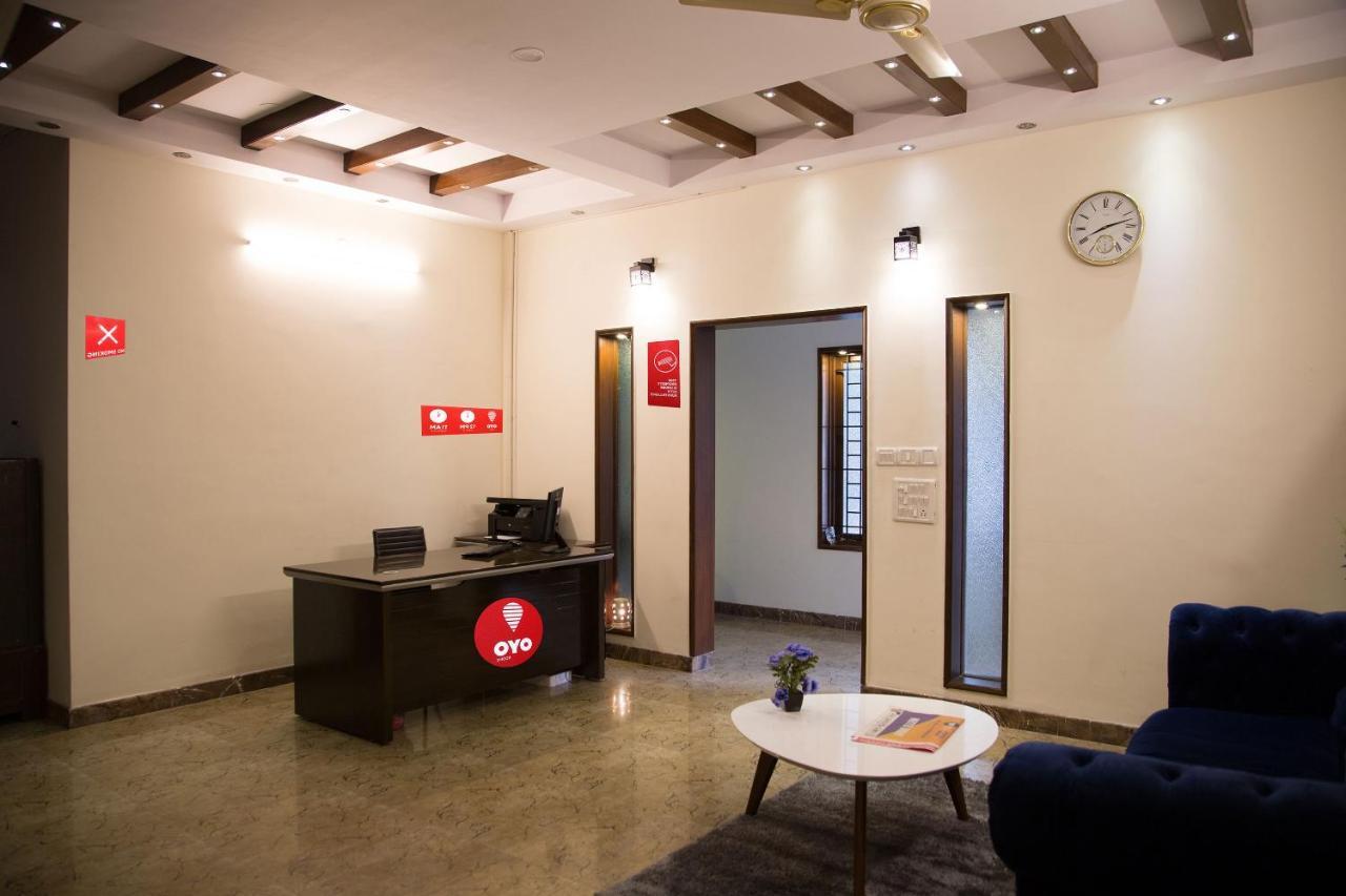 Oyo 8737 King Suites バンガロール エクステリア 写真